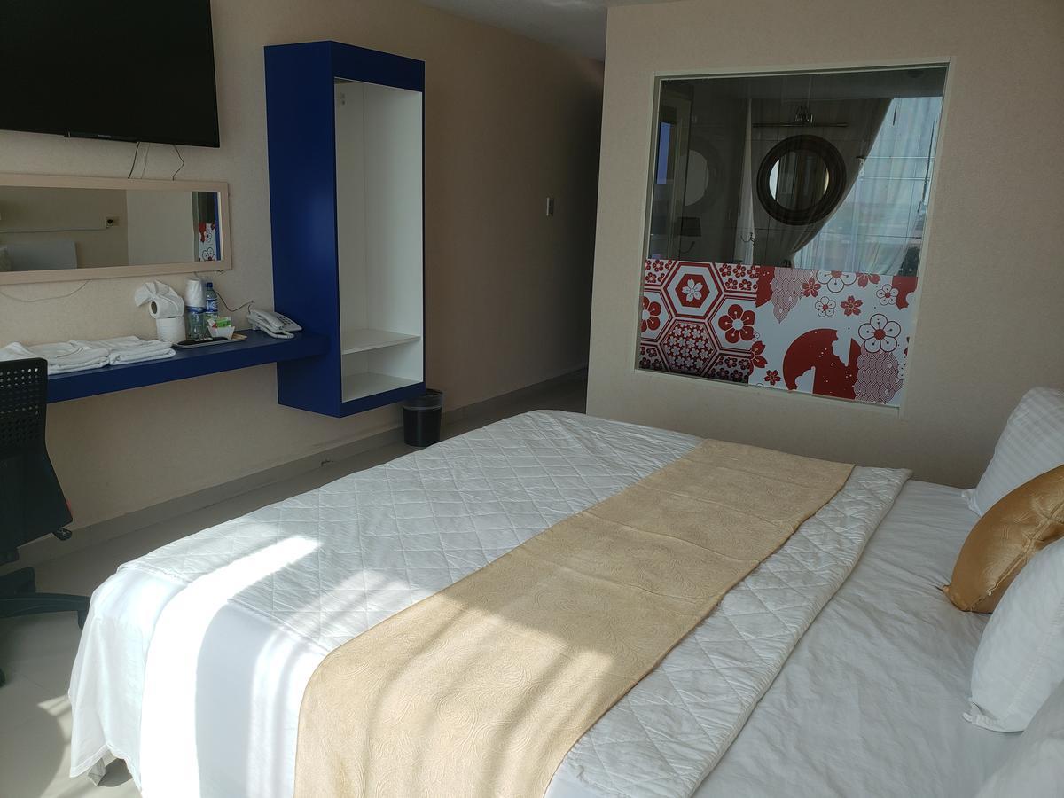 Golden Tree Hotel Belize City Extérieur photo